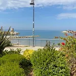 아파트 La Casetta Del Pittore 렉코